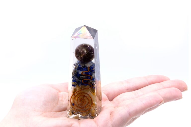 Orgonite-Obelisk-Power-Point-Copper-Lapis-and-Yellow-Aventurine-90x25-mm
