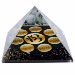Orgonitt Pyramide - Midnight Om Chakra - 90mm