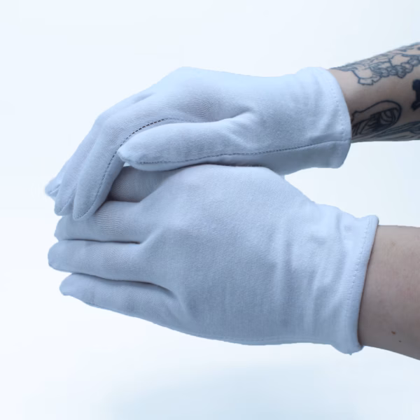 Pair Of Professional Treatment Gloves - Imagen 2