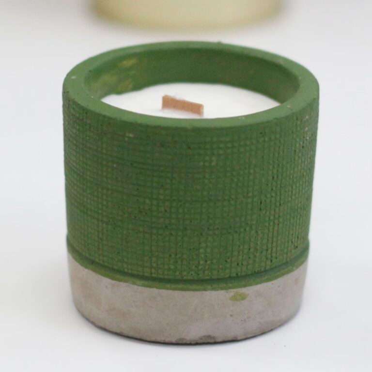 Pot-Concrete-Soy-Candle-Green-Sea-Moss-Herbs