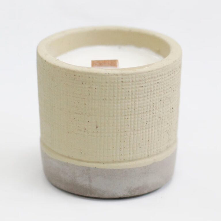 Pot-Concrete-Soy-Candle-Grey-Coffee-in-the-Club