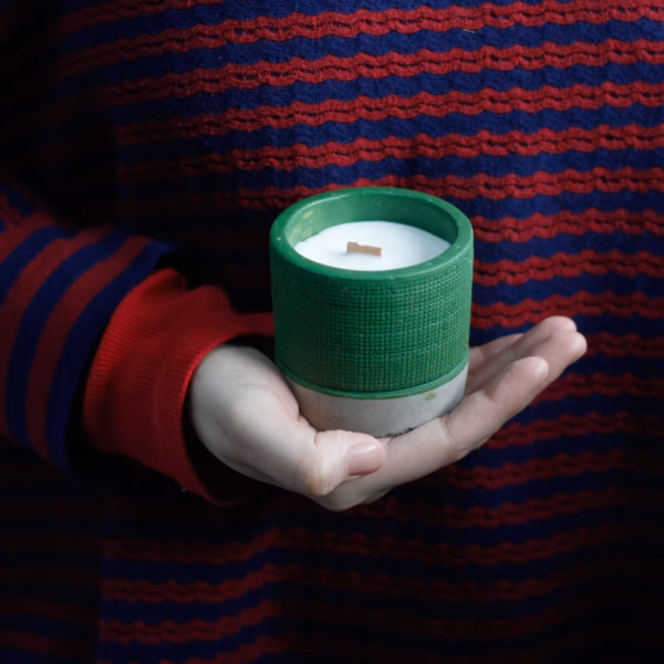Pot Concrete Soy Candle - Grå - Coffee In The Club - Bilde 5