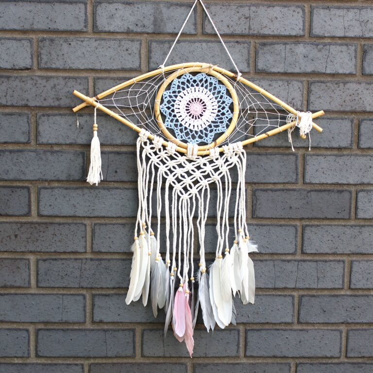 Protection-Dream-Cather-Med-Macrame-Eye-Blue-WhiePink