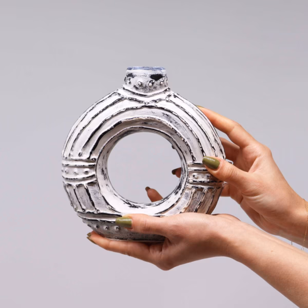 Rund Donutformet Vase - Kremfarget 18 cm - Bilde 4