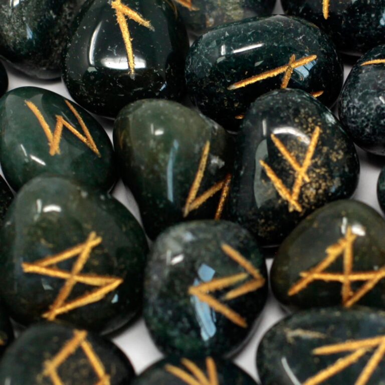 Runes-Stone-Set-in-Pouch-Bloodstone