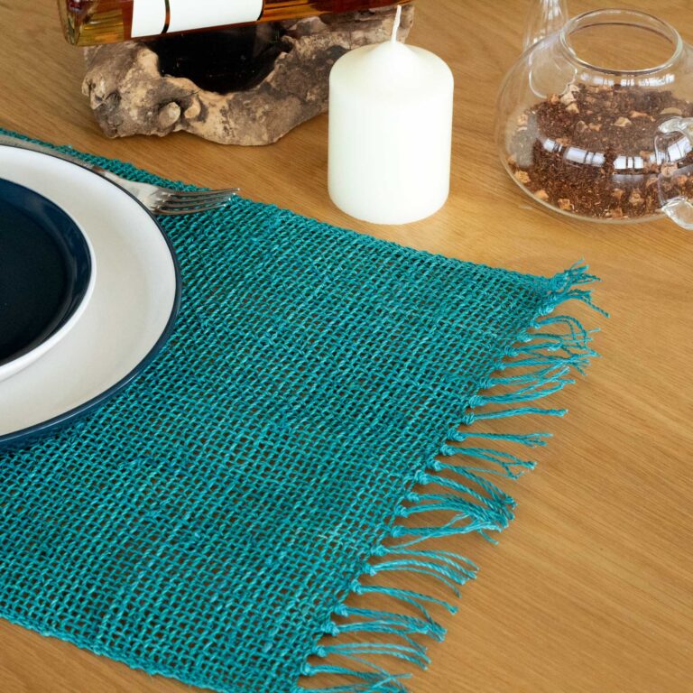 Seagrass-Fringe-Natural-Placemat-Turquoise-1
