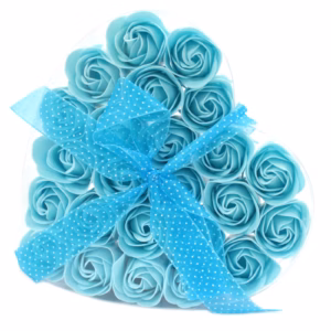 24 Seifenrosen in Herzbox - Blau