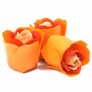 Ask med 3 Tvålblommor - Persikofärgade Rosor