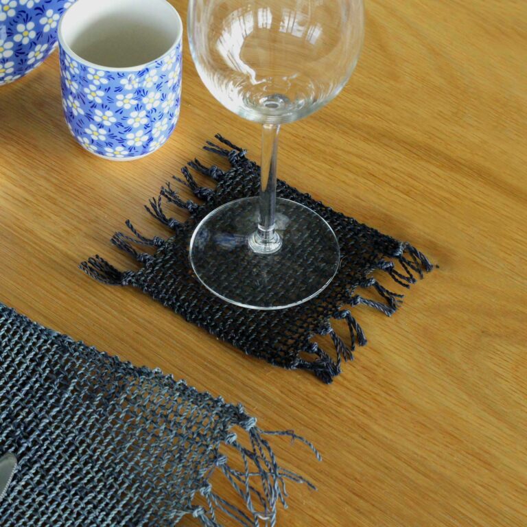 Set-of-4-Seagrass-Fringe-Natural-Coaster-Black
