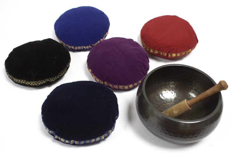 Singing-Bowl-Velvet-Cushion-11cm