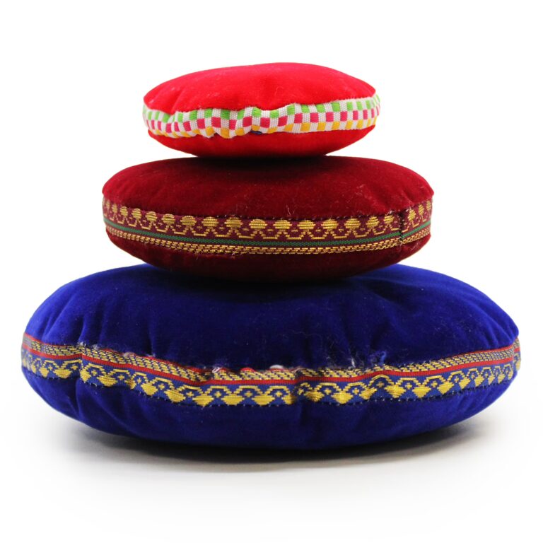 Singing-Bowl-Velvet-Cushion-7cm