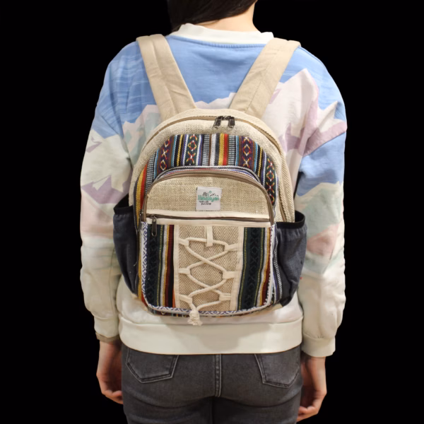 Kleiner Hanfrucksack im Seil- und Taschenstil – Bild 11