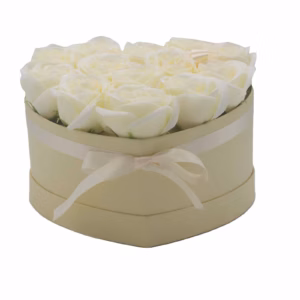 Zeep Bloemen Cadeau Set - 13 Crème Rozen - Hartvorm