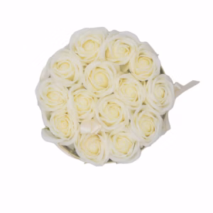 Sæbeblomst Gavebuket - 14 Cremefarvede Roser - Rund