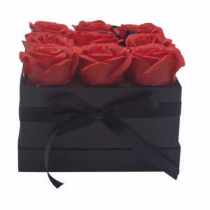 Gåvoset med Tvålblommor - 9 Röda Rosor - Kvadrat