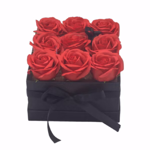 Bouquet Cadeau Fleur de Savon - 9 Roses Rouges - Carré
