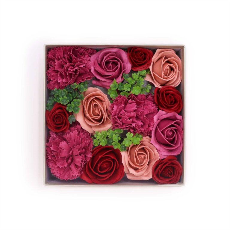 Square-Box-Vintage-Roses