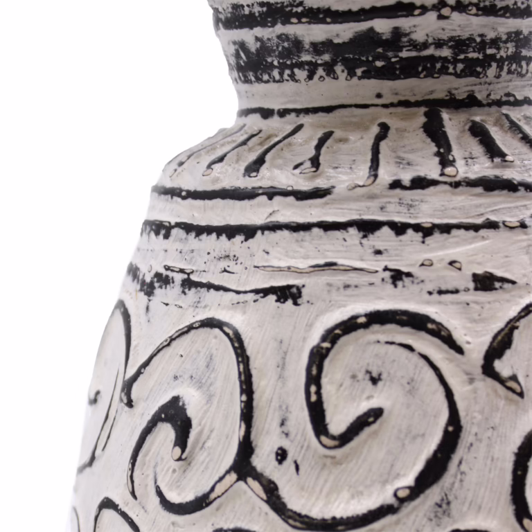 Swirls-Shaped-Vase-Cream