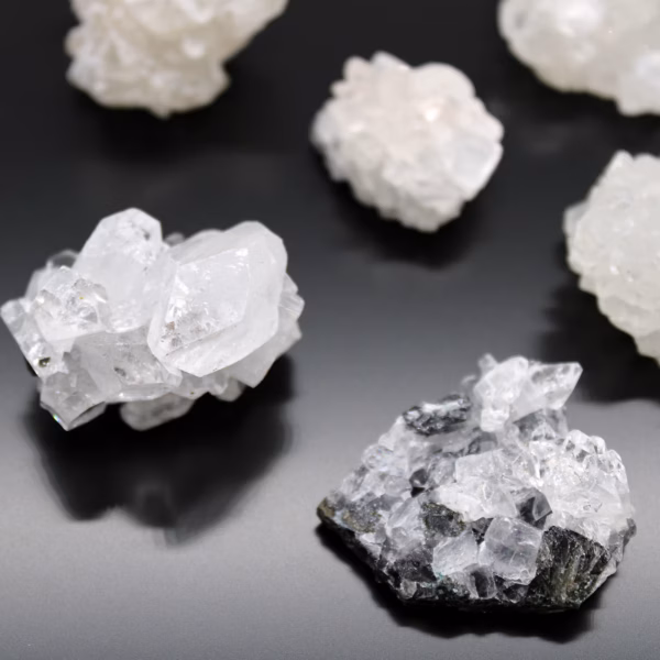 White Appophylite Clusters 20-30mm - Image 11
