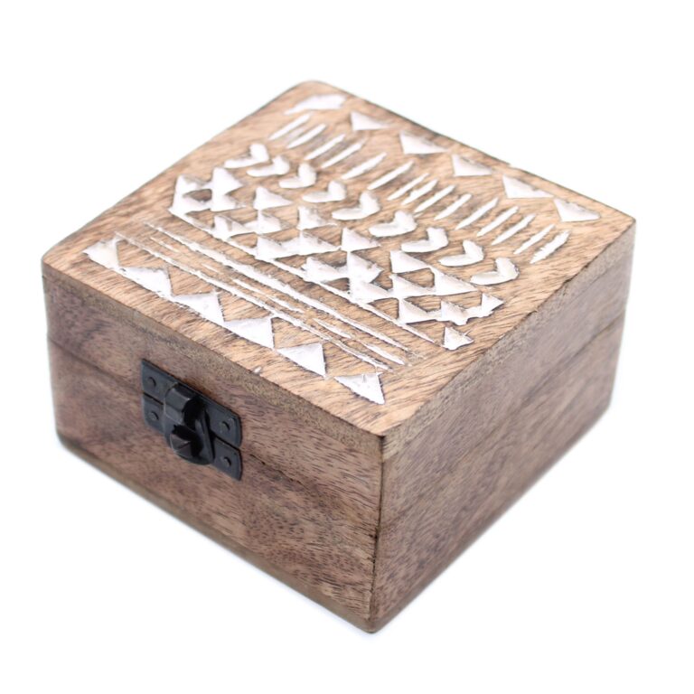 White-Washed-Wooden-Box-4x4-Aztec-Design