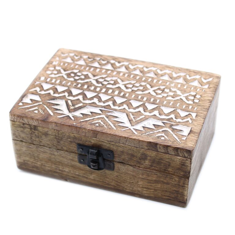 White-Washed-Wooden-Box-6x4-Slavic-Design