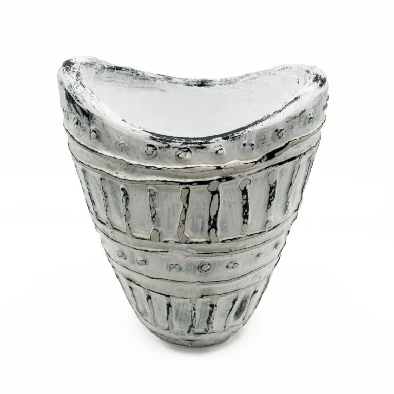 Wide-Neck-Shaped-Vase-Cream-22cm