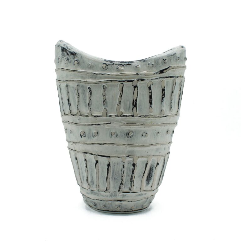Wide-Neck-Shaped-Vase-Cream-22cm