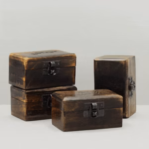 Pillendose aus Holz - Geschnitzte Designs - 9x5x4cm